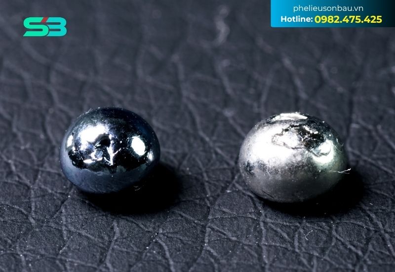 Osmium là một trong những kim loại hiếm và có độ cứng cao nhất Osmium là một trong những kim loại hiếm và có độ cứng cao nhất