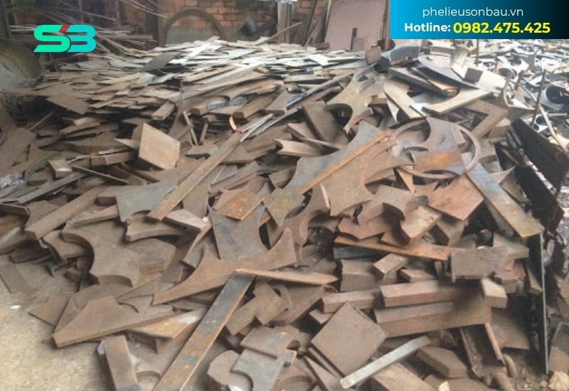 Phế liệu Sơn Báu thu mua tất cả các loại phế liệu sắt thép tại khu vực Tân Uyên