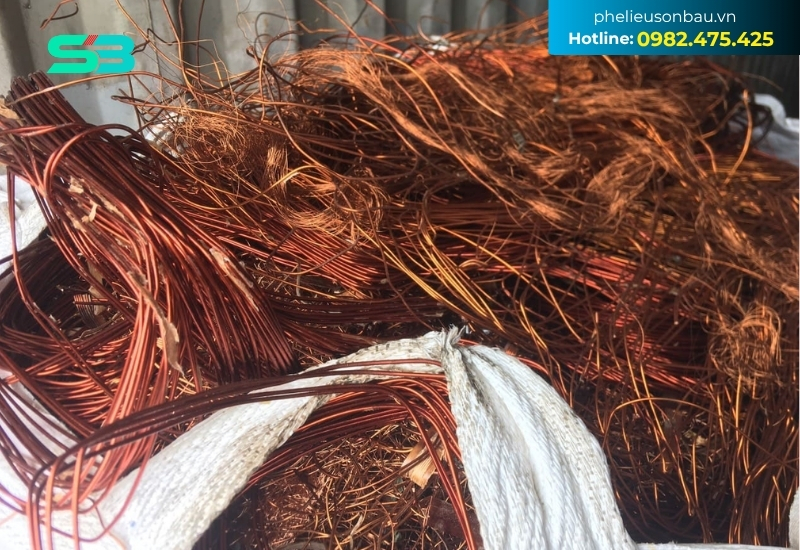 Phế Liệu Sơn Báu là đơn vị hàng đầu thu mua phế liệu đồng tại thị xã Dĩ An