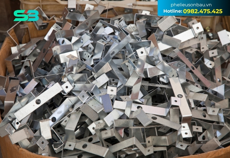 Phế Liệu Sơn Báu chuyên thu mua các loại phế liệu inox từ thiết bị công nghiệp