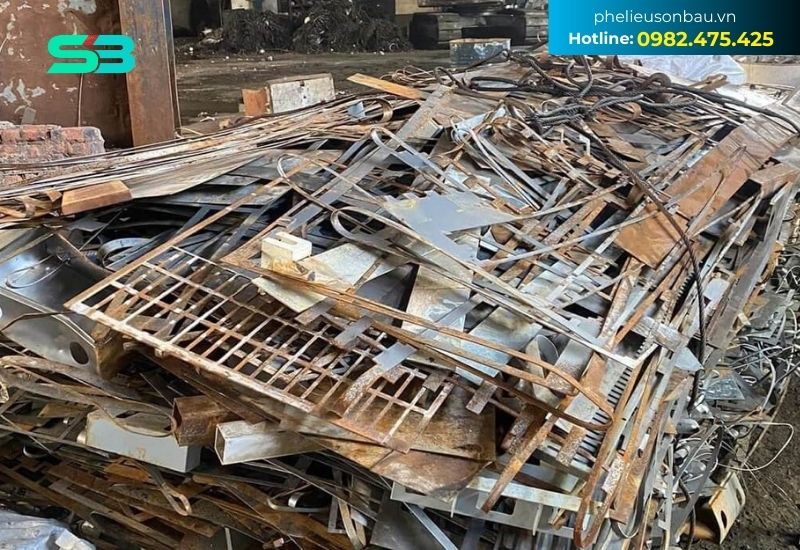 Phế liệu Sơn Báu thu mua sản phẩm máy móc tại khu vực Trảng Bom