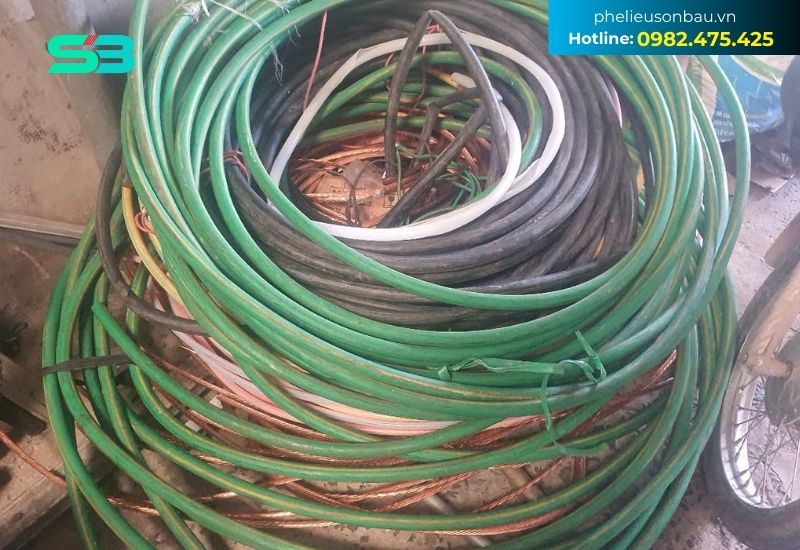 Phế liệu Sơn Báu chuyên thu mua dây điện cũ tại Vĩnh Cửu với quy trình phân loại chính xác