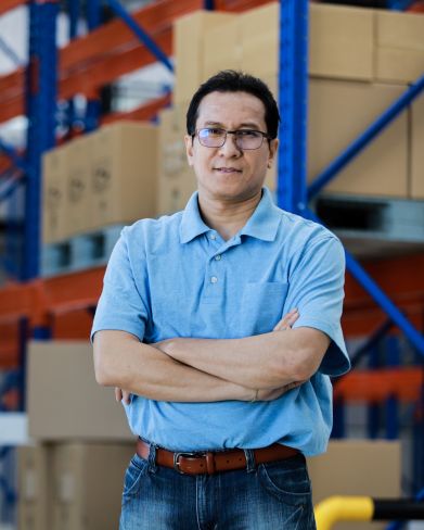 Chủ nhà xưởng sử dụng dịch vụ Sơn Báu